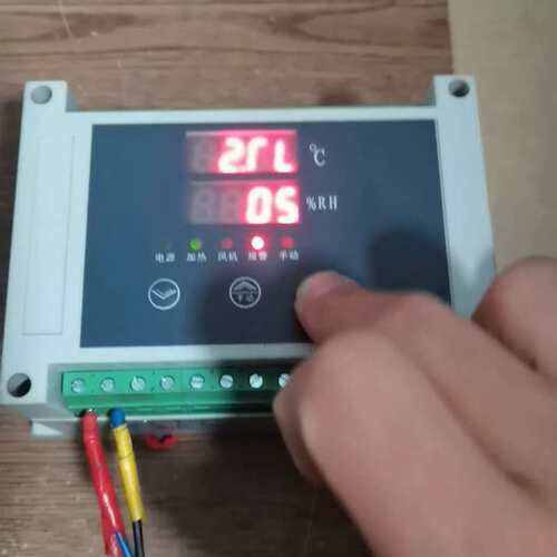 议价数显温湿度控制器DX-ZWSK-DJS/A3D-145（TH