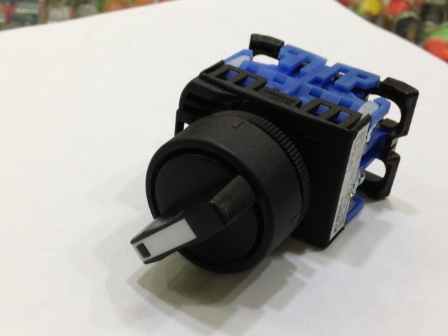 日本富士正品选择开关 常开常闭2档电源开关 AR22PR-210B 22MM