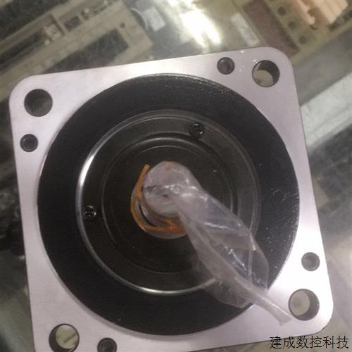 议价SGMP-04A3FJ21全新无包装现货