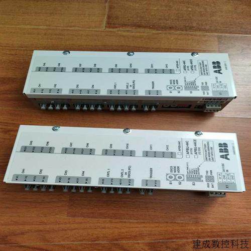 议价全新原装正品ABB工程剩余光线分配板APBU-44C.所看即适用