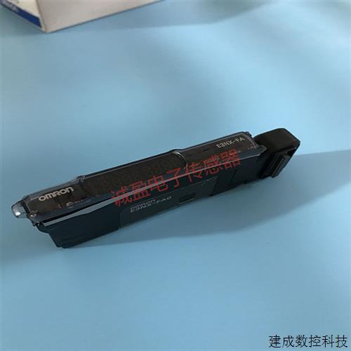议价E3NX-FA0 日本欧姆龙数字光纤传感器放大器  E3NX-FAH11