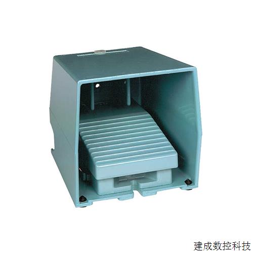 议价全新施耐德脚踏开关XPEM110/XPEM111/XPEM310/XPEM311 原装现