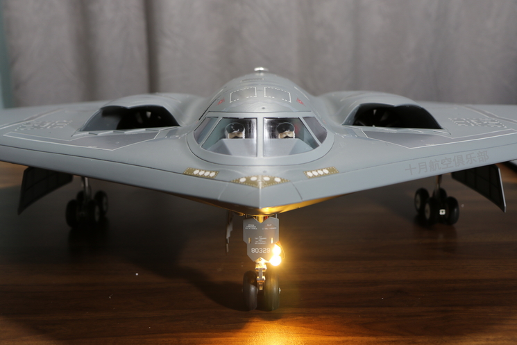 飞翼双70涵道b2轰炸机 涵道飞机 b-2 电动涵道 模型飞机 十月航空