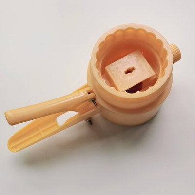 广式4头125克手压式半自动可调厚度反扣月饼模具   2024新款