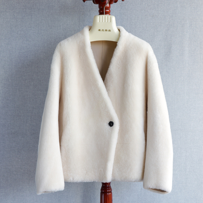 2025年进口澳洲美利奴羊毛皮毛一体皮草外套简约V领宽松裘皮大衣