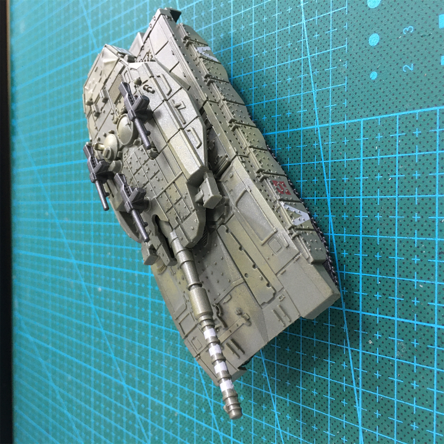 塑料成品无需拼装坦克模型