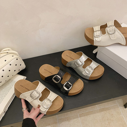 厚底增高勃肯鞋女夏外穿2026夏季新款皮带扣一字拖鞋百搭舒适凉拖