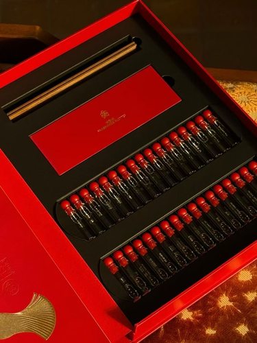 箱提并论六味共赏礼盒香薰香水