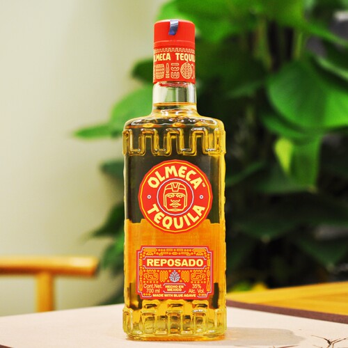 奥美加金标龙舌兰酒700ml