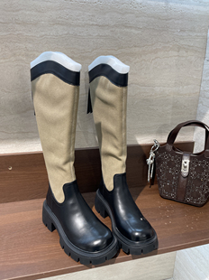 时尚 百搭高级感舒适柔软保暖马丁靴女靴子880 B22 2025新款