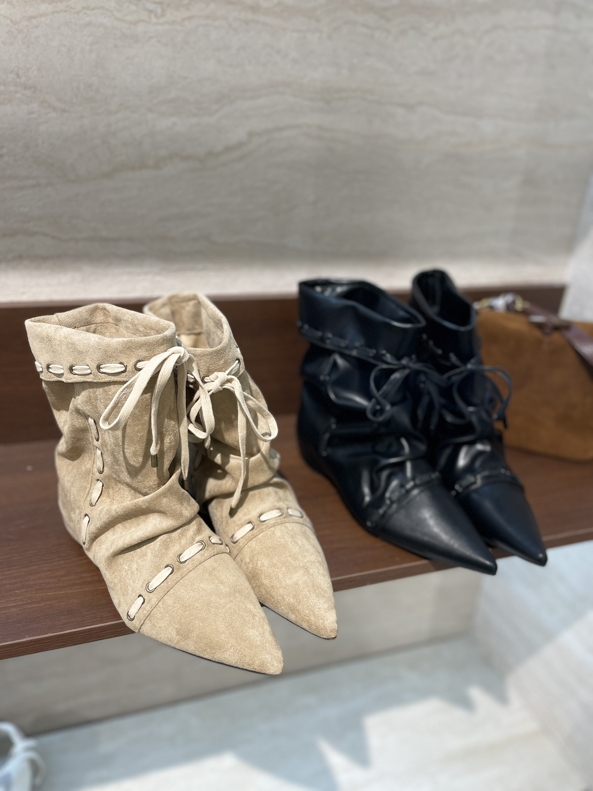 欧美风辣妹机车骑士靴尖头粗跟宽口短筒法式褶皱堆堆短靴266-9，4