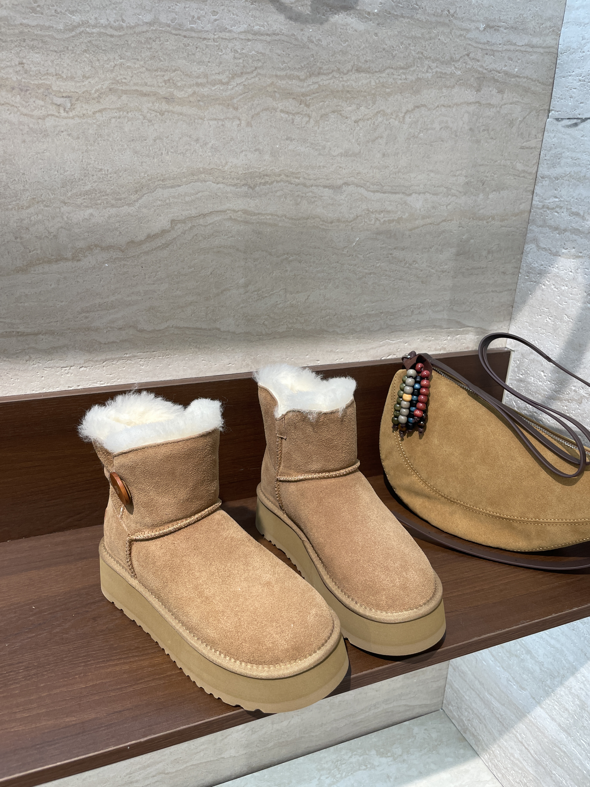 2025加绒加厚保暖一粒扣雪地靴冬季松糕厚底时尚潮款3352.B22-1