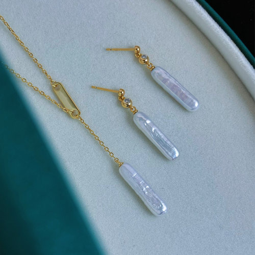 小银条极冷光淡水珍珠耳钉吊坠