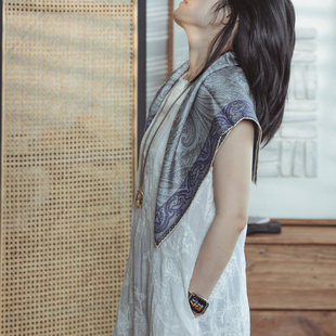 GOTAN重磅真丝斜纹绸双面异色雾霾蓝显白boho波嬉腰果花丝巾头巾