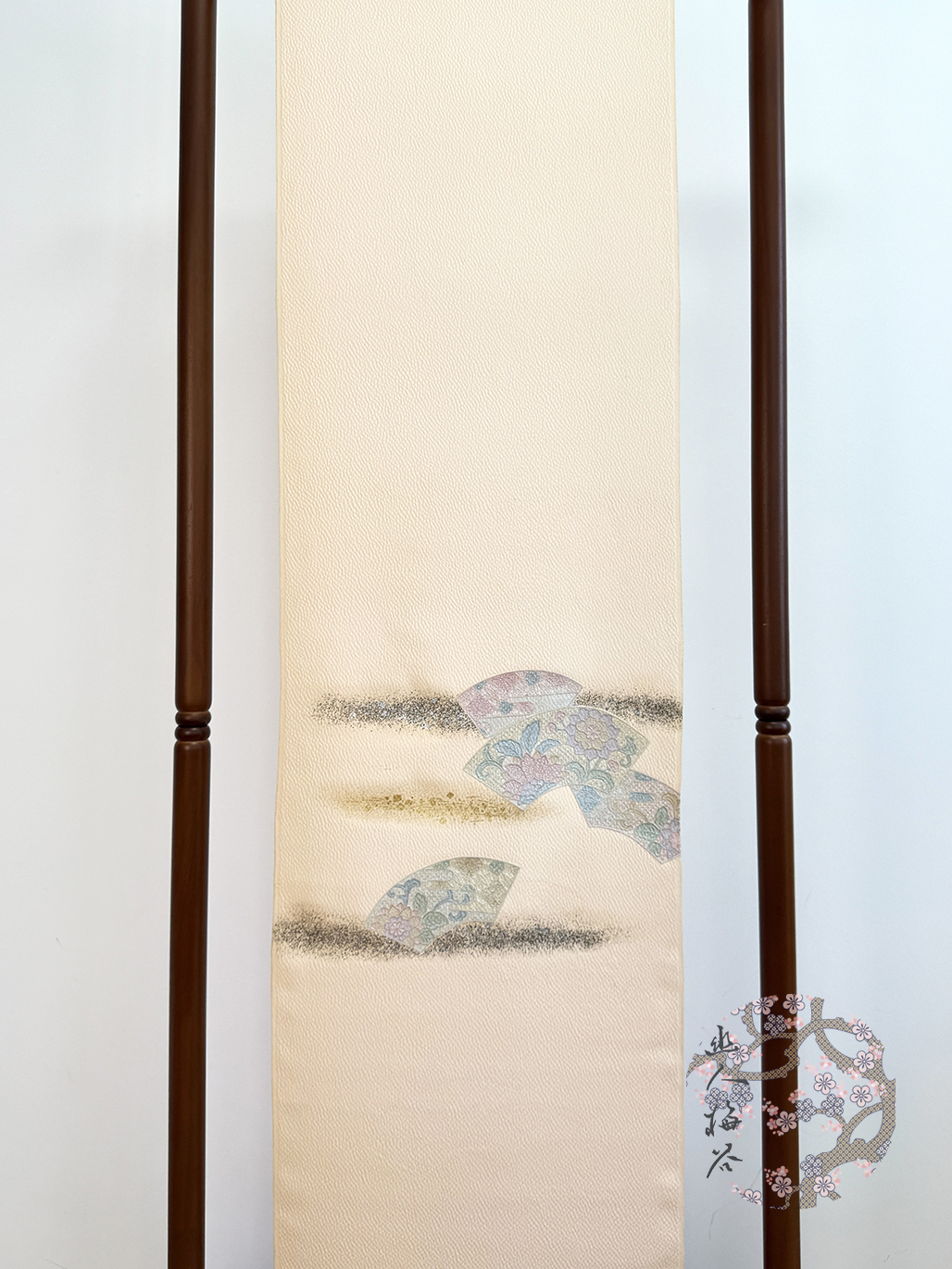 日本正绢带反物卷布仿汕头刺绣正娟布料真丝旗袍汉服定制面料