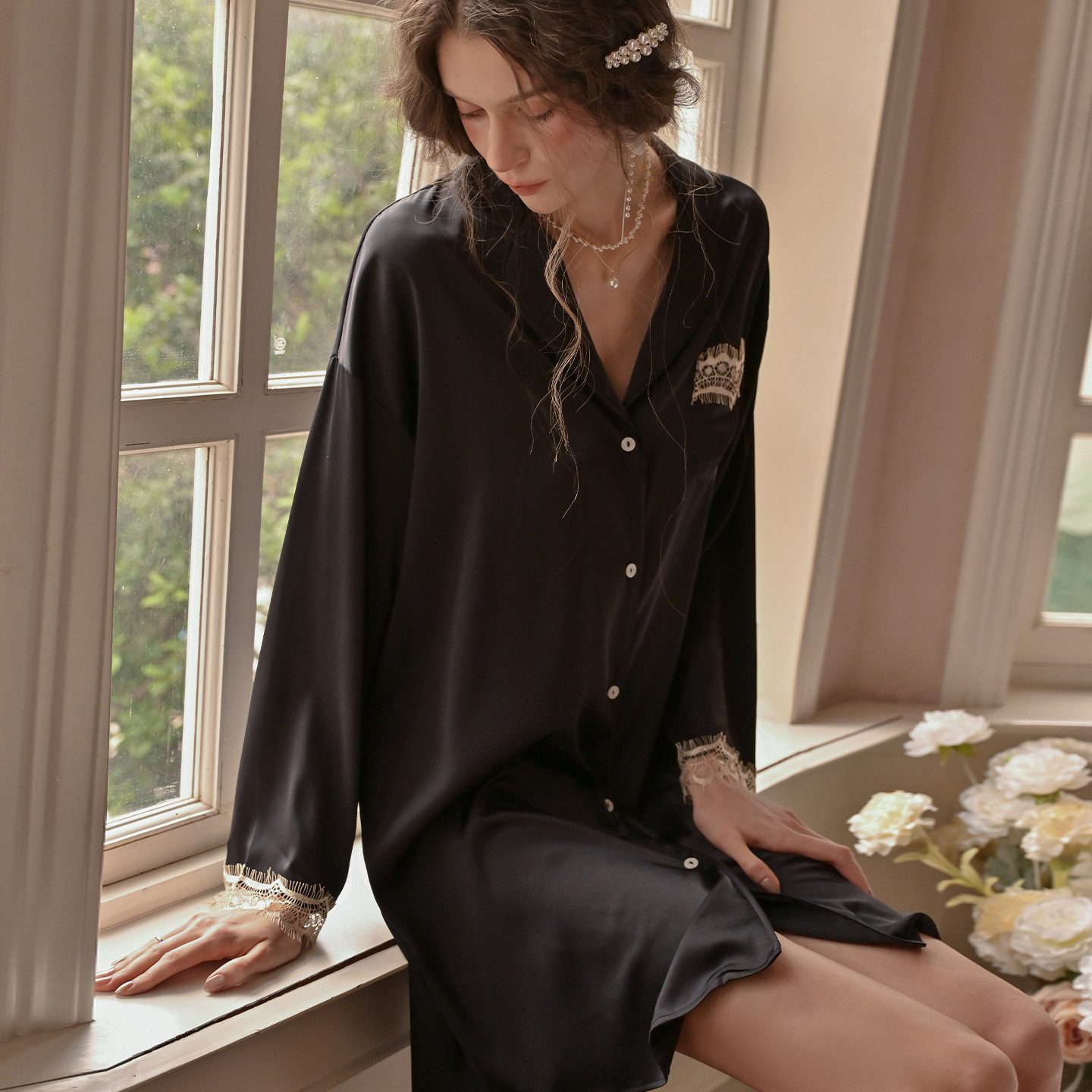 今夕何夕性感睡衣女长袖长袍式黑色纯欲风蕾丝翻领宽松睡裙家居服