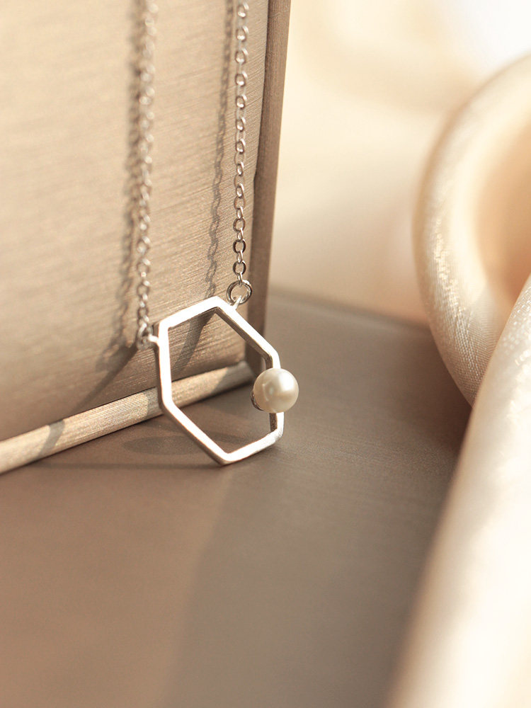 北欧极简设计 通体925银项链纯银珍珠小众简约几何六边蜂巢气质女