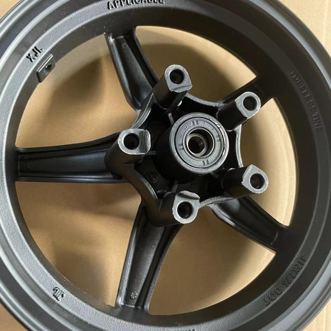 三代目古斯特飞鹰劲战轮毂钢圈