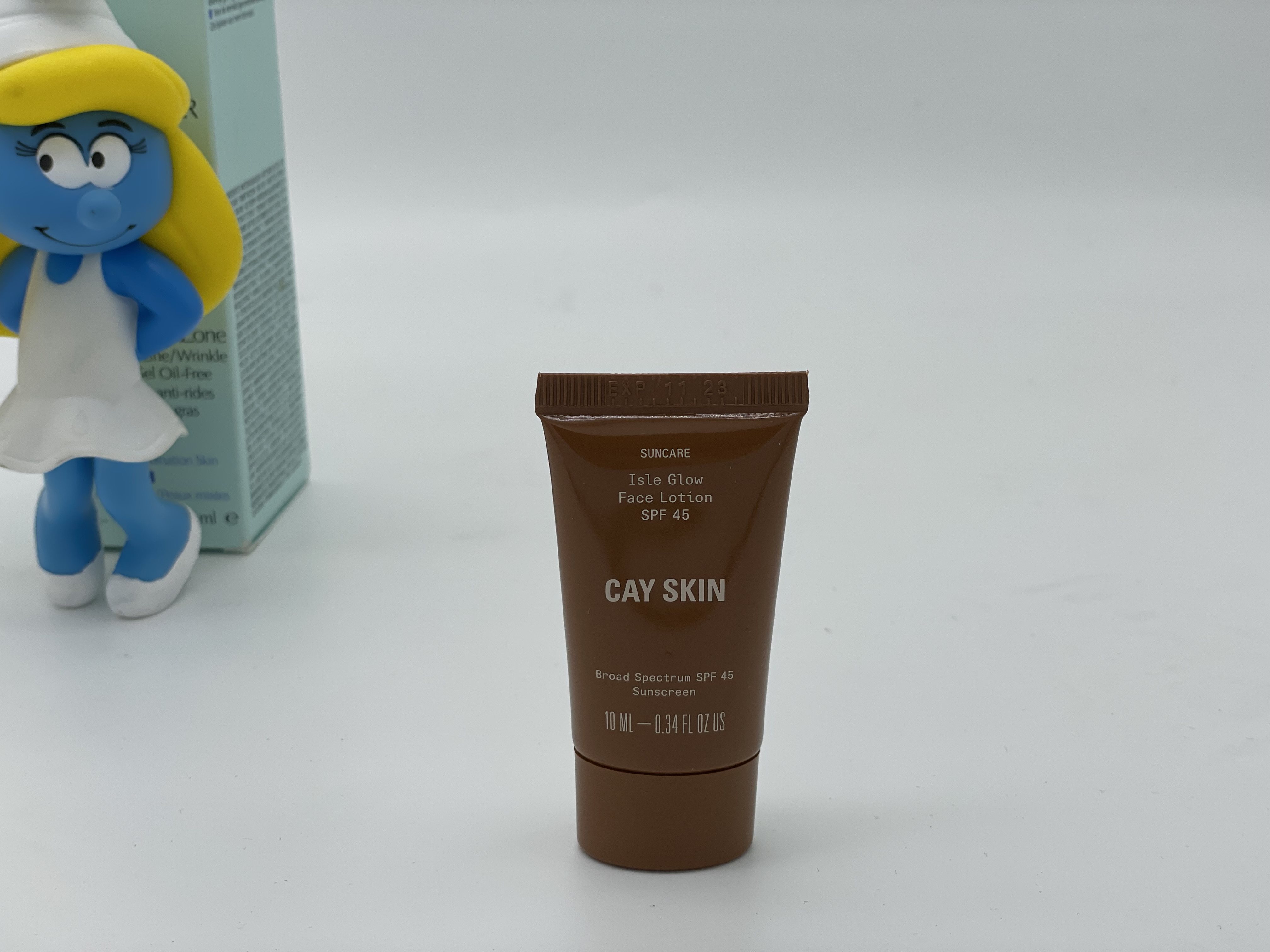 美国 cay skin烟酰胺物化结合润色防晒霜spf45 10ml中小样 21年产