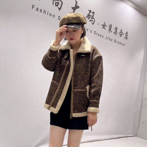 8250女权贵族初冬新品时尚洋气高级感百搭豹纹拉链外套加大码女装