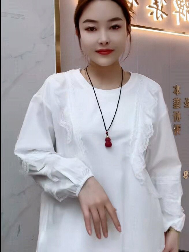 1555女权贵族春款新品简洁大方女人味设计感时尚气质衫加大码女装