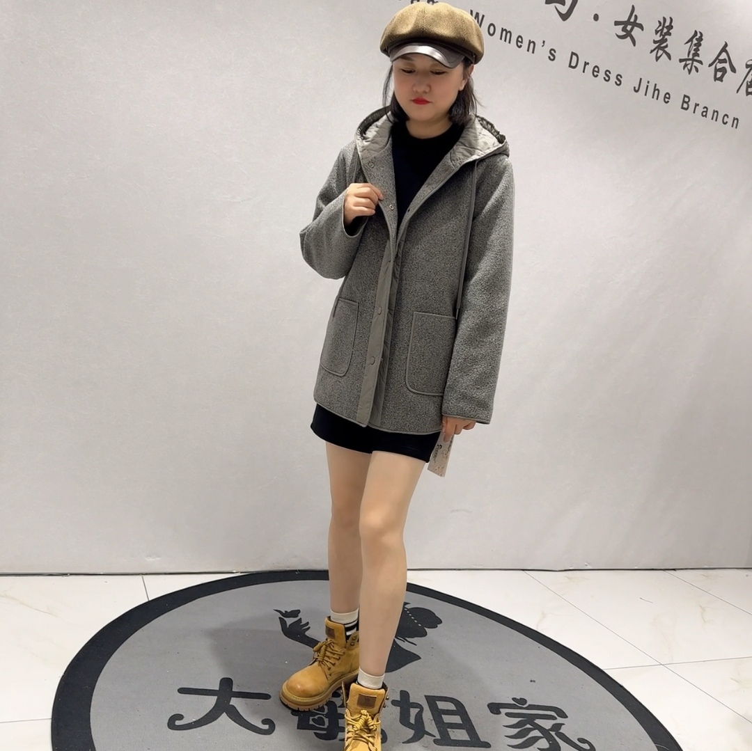 1918针丝缘子汇初冬新品减龄毛圈面料连帽二棉外套加大码女装