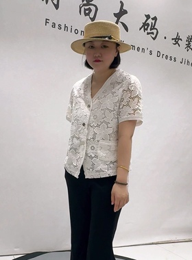 31020女权贵族夏款新品纯棉面料v领女人味气质蕾丝衫加大码女装