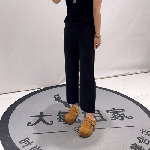 76页96005秋款新品刺绣图案裤腿开剪设计显瘦烟管裤加大码女裤