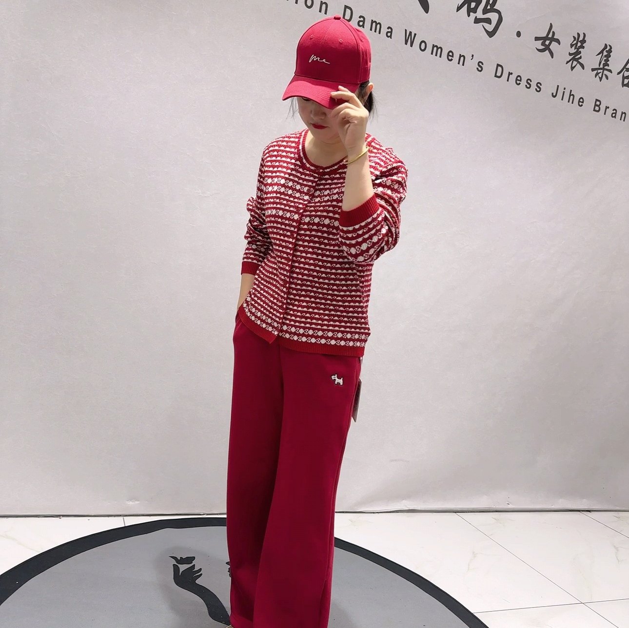 1127女权贵族年货春款新品气质氛围感上衣撞色针织开衫加大码女装