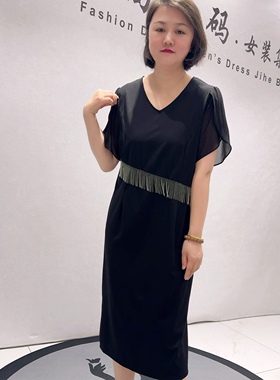 1933芮娜依莲初夏新品高级感雪纺面料侧边开衩连衣裙加大码女装