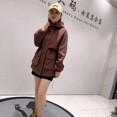 25829天骄一生水秋款新品舒适记忆布料减龄连帽遮肉显瘦外套加大