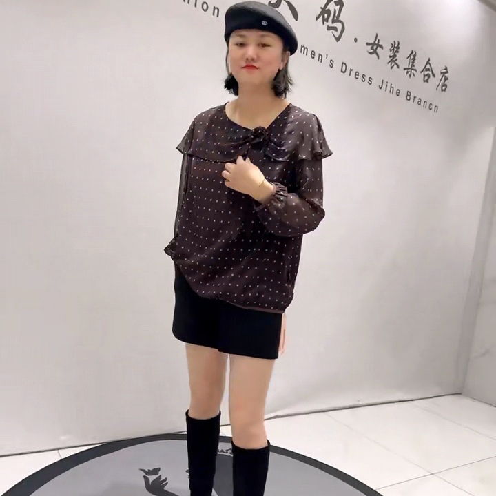 5462芮娜依莲春款新品真丝雪纺面料女人味波点气质衫加大码女装