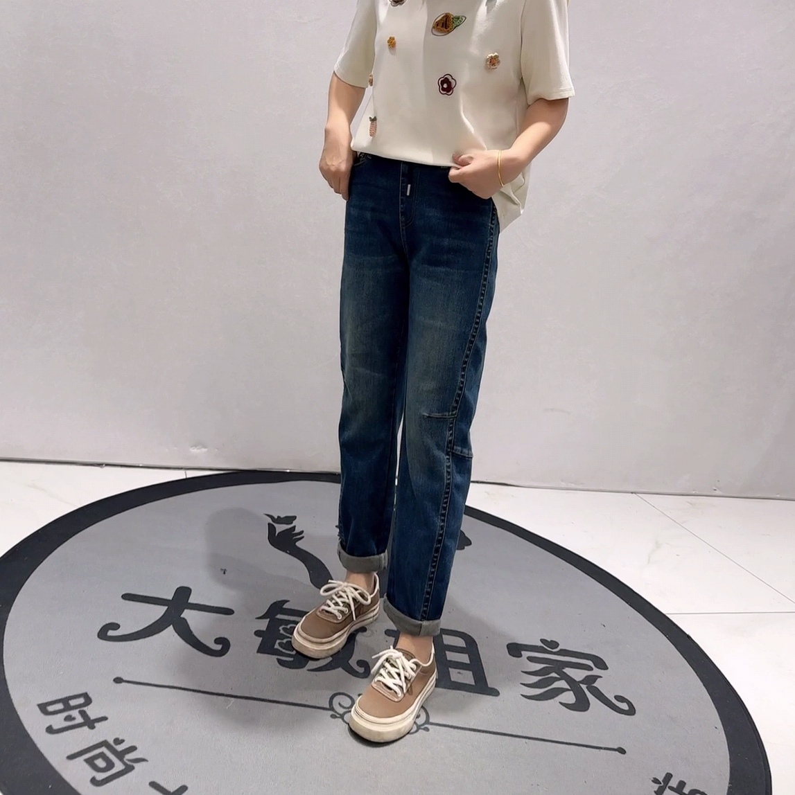 8810柏菲蒂冬款加厚拉绒保暖弹力百搭松紧高腰牛仔裤加大码女裤