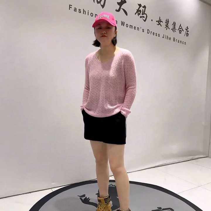 1585女权贵族年货春款新品V领时尚洋气女人味长袖上衣针织衫加大