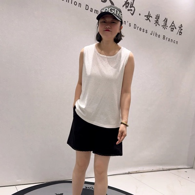 5118芮娜依莲夏款新品重工亮钻时尚减龄百搭洋气背心加大码女装