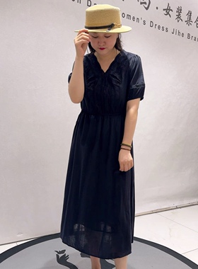 31011女权贵族夏款新品天丝苎麻面料v领娃娃袖遮肉显瘦连衣裙大码