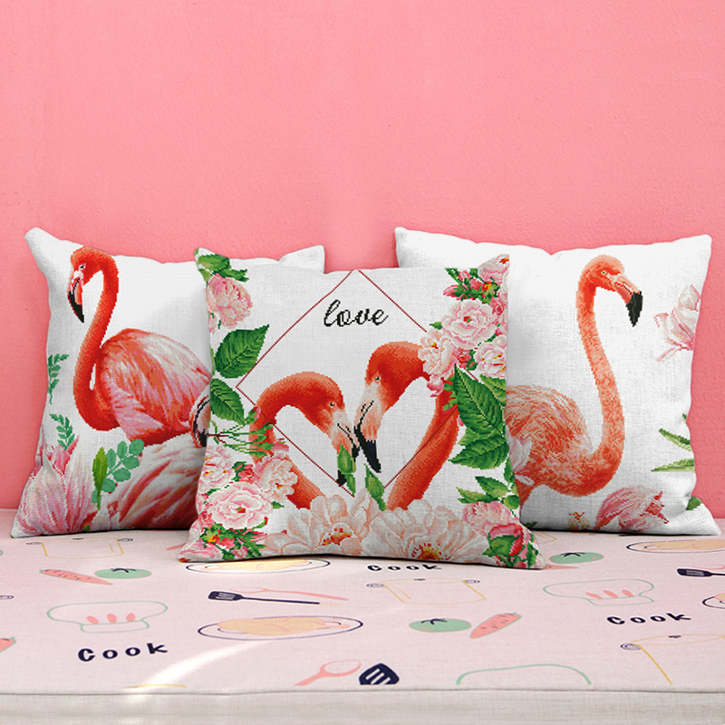 小娥姐姐花鸟客厅火烈鸟抱枕满绣