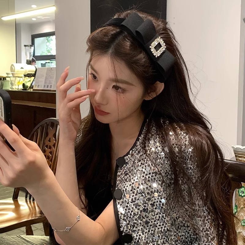 黑色丝绒蝴蝶结方锆发箍女富家千金水钻头箍秋冬小香风高颅顶头饰