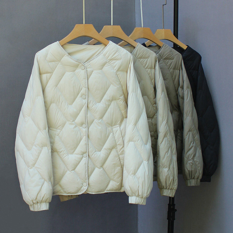 2025年秋冬新款菱格轻薄款白鸭绒羽绒服女短款小个子宽松内胆外套