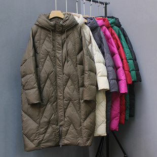 文艺复古宽松大码中长款羽绒服24冬季女装加厚连帽白鸭绒过膝大衣