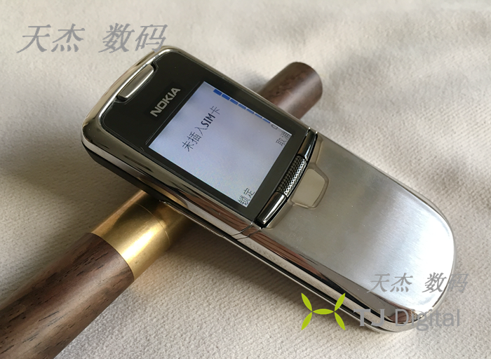 诺基亚8800 经典真板