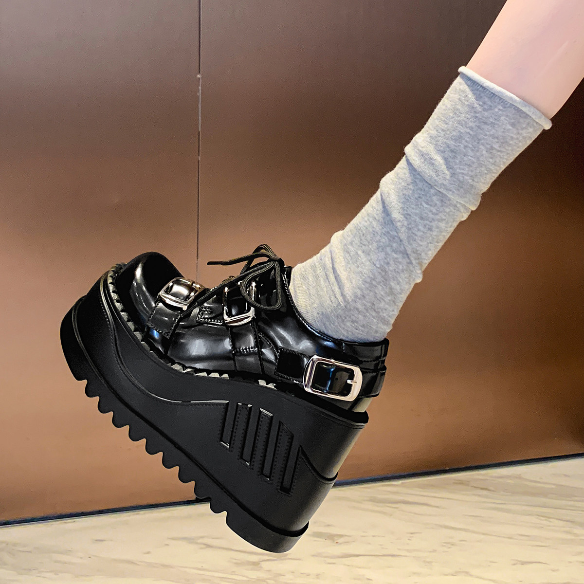机车风朋克女鞋厚底增高休闲鞋绑带真皮单鞋松糕跟扣带坡跟鞋四季