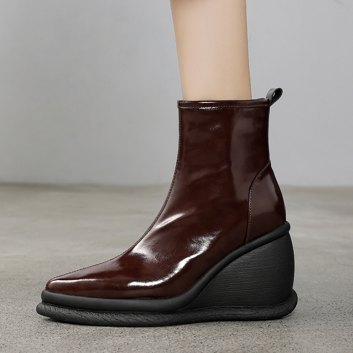 古菲斯奇女鞋坡跟短筒靴子全真皮