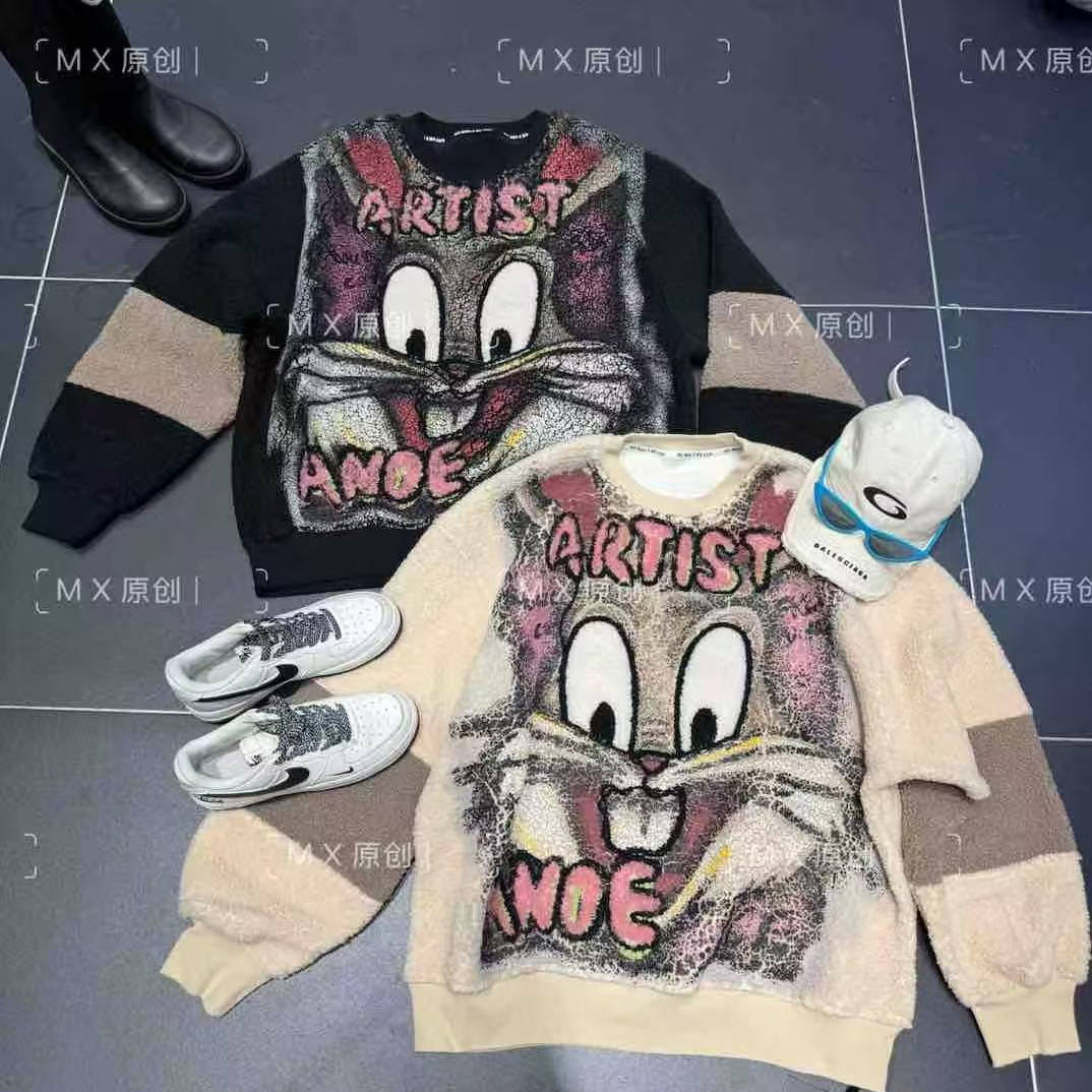 MX潮牌秋冬新款加绒宽松慵懒兔八哥卡通减龄羊羔毛宽松圆领卫衣女