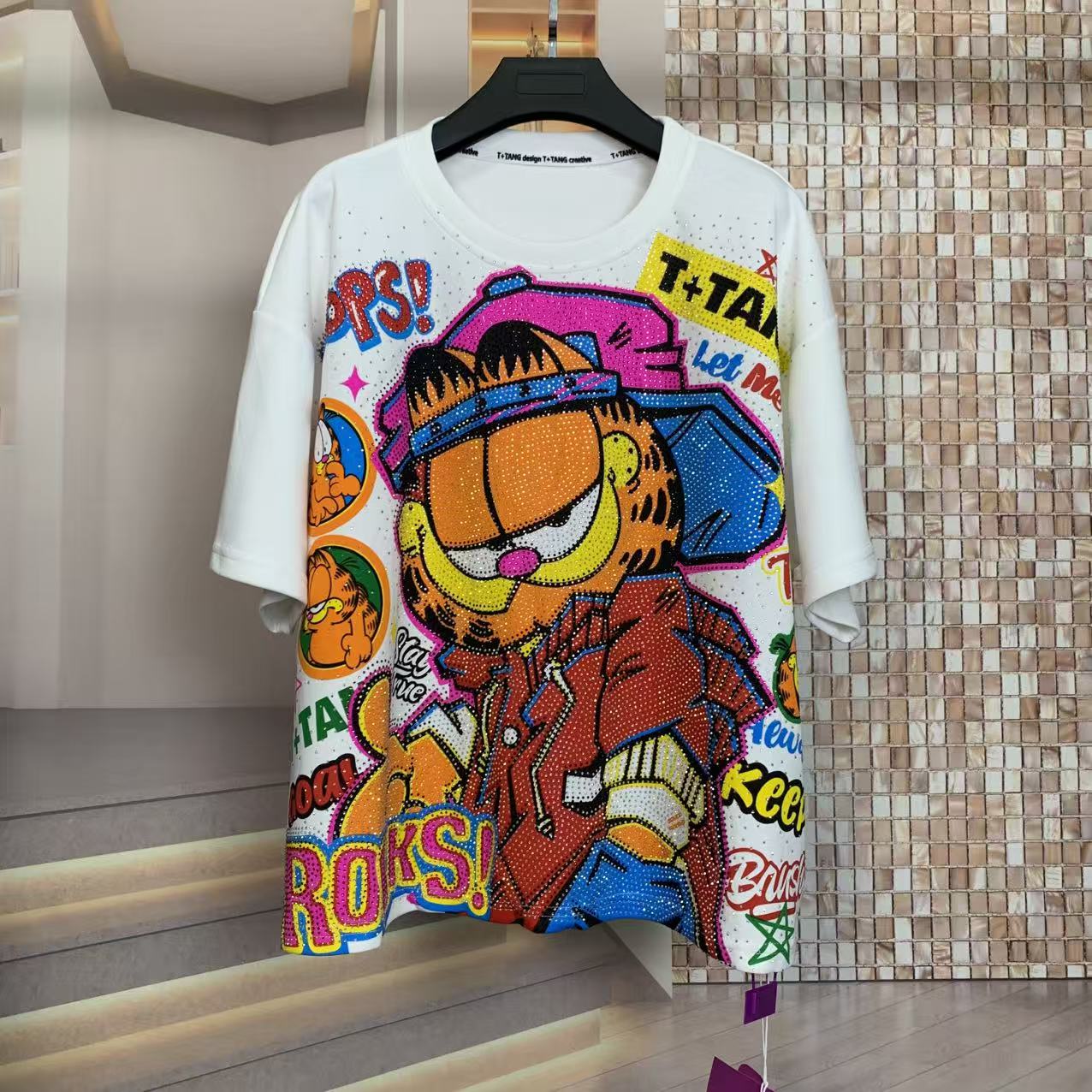 T+潮牌秋冬新重工满钻AB面加菲猫时尚减龄宽松小个子短袖T恤上衣