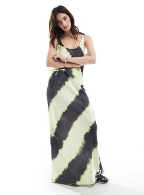 英国代购正品04.01 2025潮流导向 女装新款 时尚斜纹长款半身裙