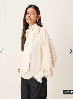 英国代购正品01.24 2026潮流导向 女装新款 设计系结浅色长袖衬衫