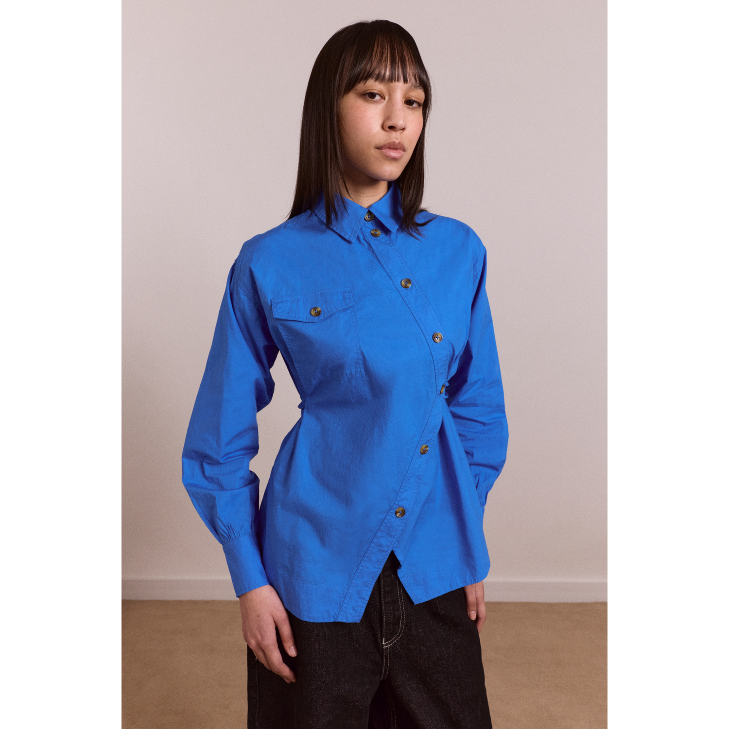 英国代购正品04.23 名品DM 女装新款 翻领设计不规则纽扣百搭衬衫
