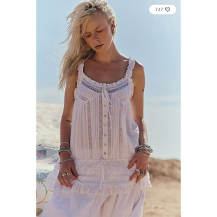 英国代购正品03.04 名品UO 女装新款 浅色蕾丝边迷人设计连衣裙