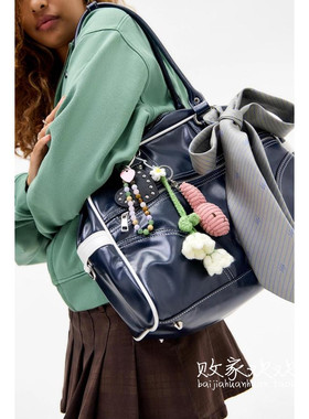 英国代购正品10.15 UO Heart Beaded Keyring 爱心串珠钥匙扣